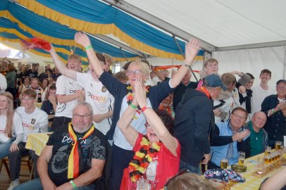 800 Gäste bei Auftaktfeier in Langholt - Bild 19