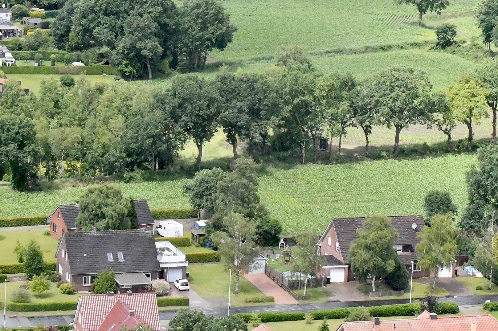 Flachsmeer und Westoverledingen aus der Luft - Bild 1