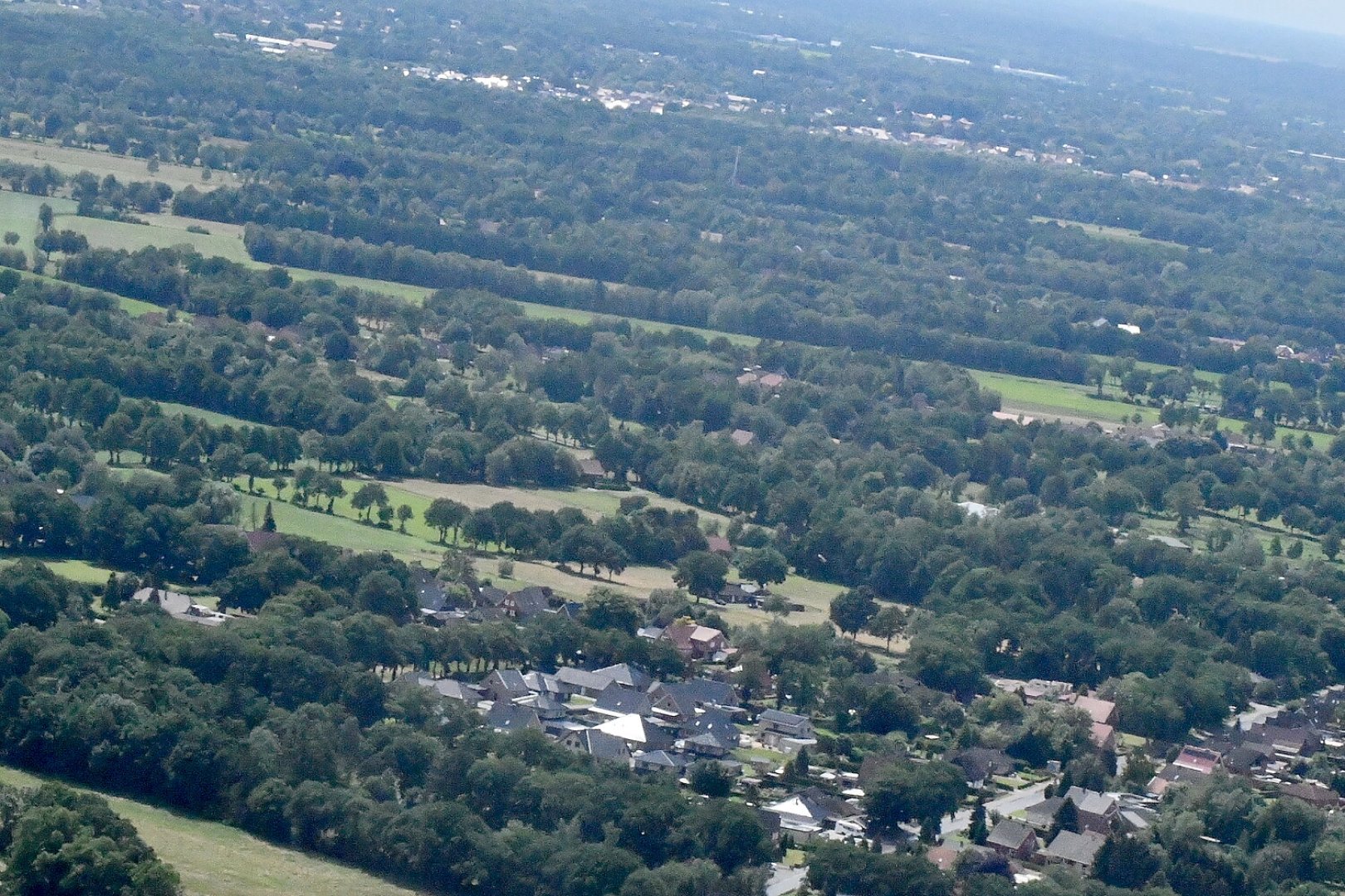 Flachsmeer und Westoverledingen aus der Luft - Bild 3