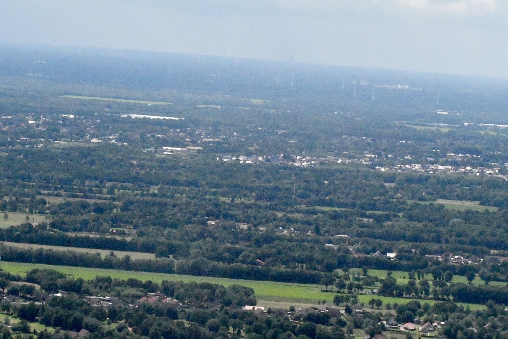 Flachsmeer und Westoverledingen aus der Luft - Bild 5