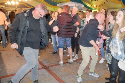 Langholter feiern ihr Ortsjubiläum mit einer großen Party - Bild 18