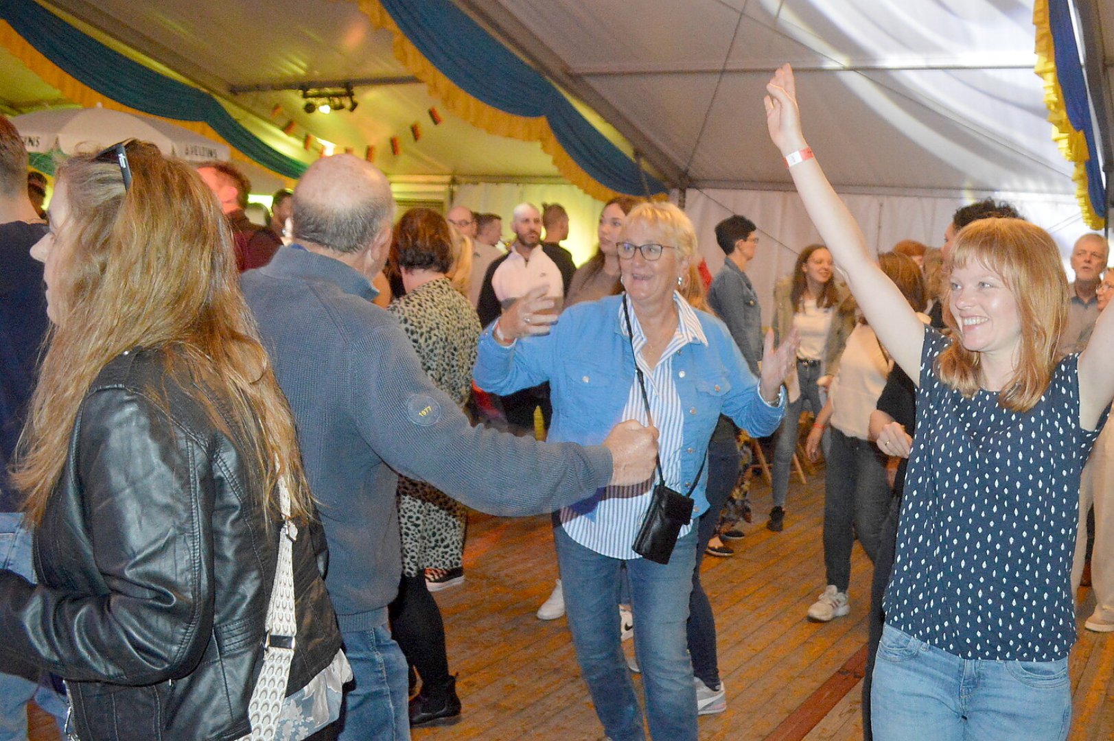 Langholter feiern ihr Ortsjubiläum mit einer großen Party - Bild 21