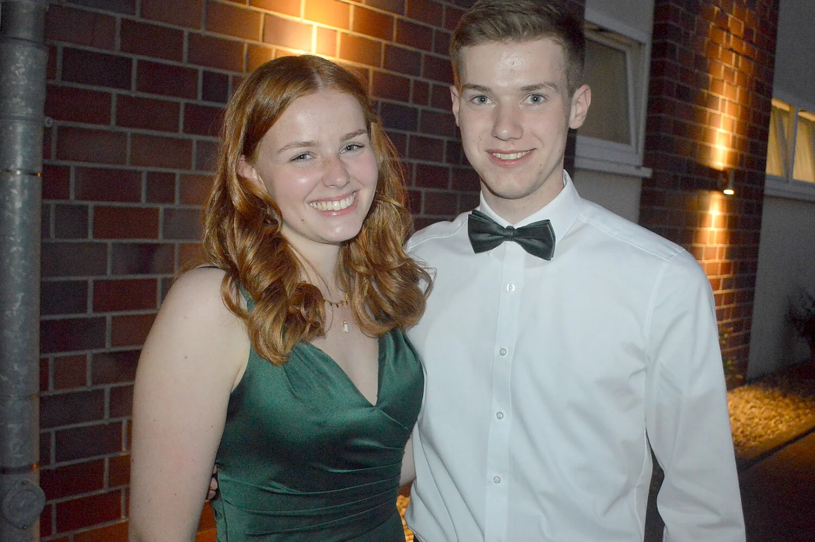 Abiball des Fehntjer Gymnasiums - Bild 1