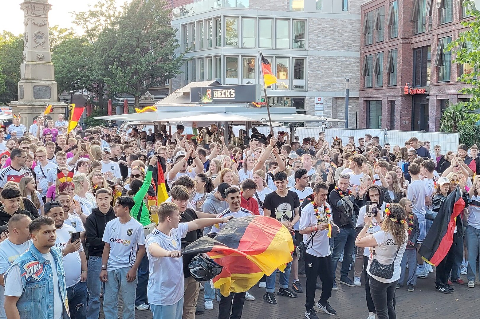 Public Viewing in Leer - Bild 4