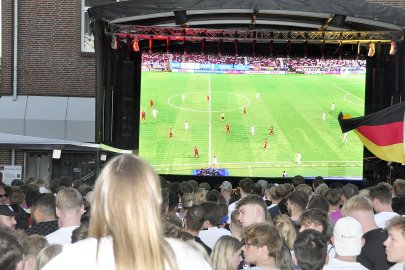Public Viewing in Leer - Bild 25