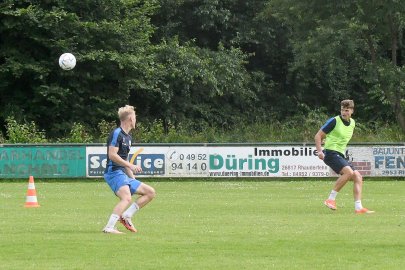 Mepperner trainieren auf TuRa-Rasen - Bild 6
