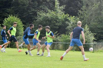 Mepperner trainieren auf TuRa-Rasen - Bild 11