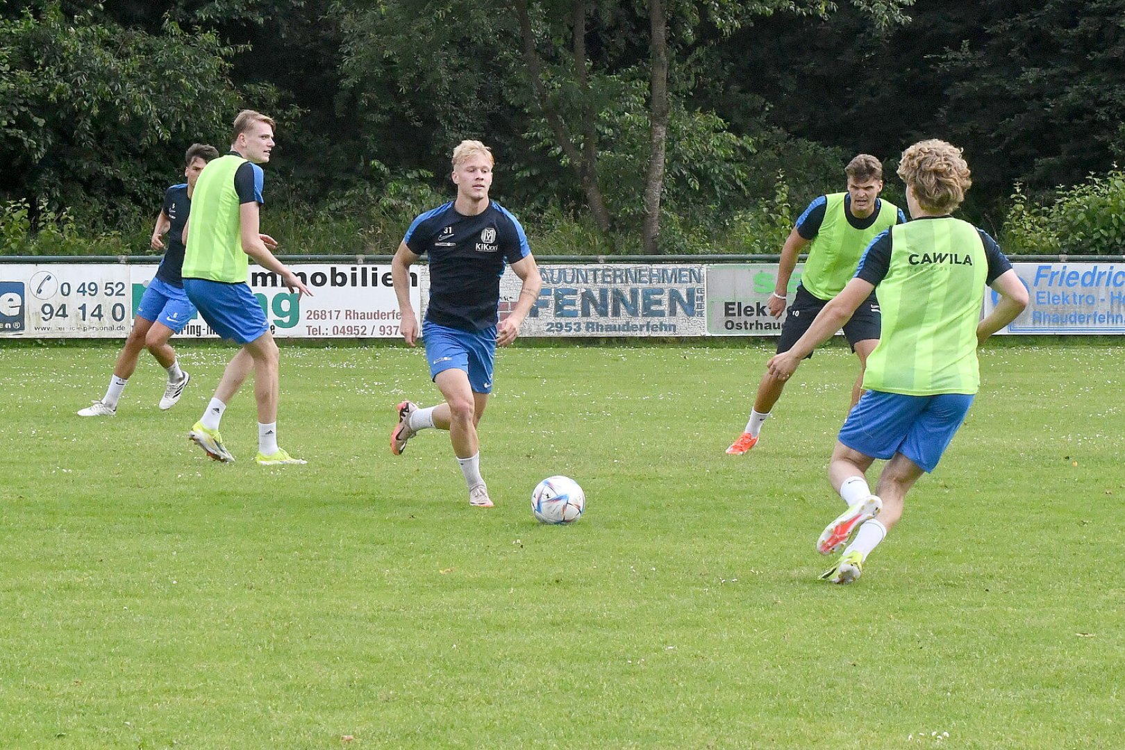 Mepperner trainieren auf TuRa-Rasen - Bild 13