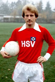Caspar Memering bestritt 320 Bundesliga-Spiele - Bild 4
