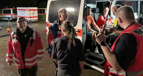 Zug-Evakuierung in Apen nach starkem Unwetter - Bild 4