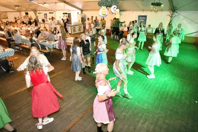 Die Fotos vom Oktoberfest in Veenhusen Teil 2 - Bild 11