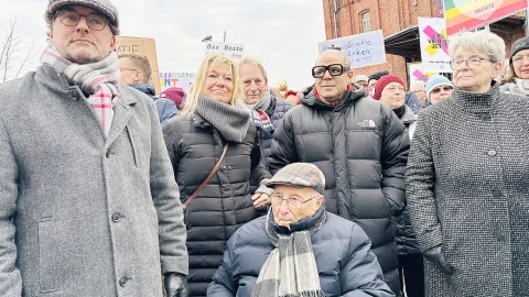 Mehr als 1500 Menschen bei Demonstration in Leer - Bild 50