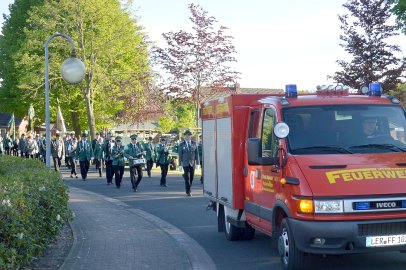 Gute Laune beim Schützenfest in Folmhusen - Bild 2