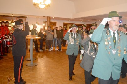Festumzug beim Schützenfest in Flachsmeer - Bild 2