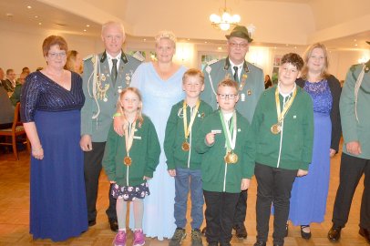 Festumzug beim Schützenfest in Flachsmeer - Bild 3