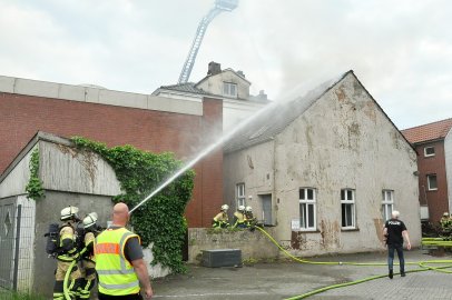 Großeinsatz in der Mühlenstraße in Leer - Bild 4