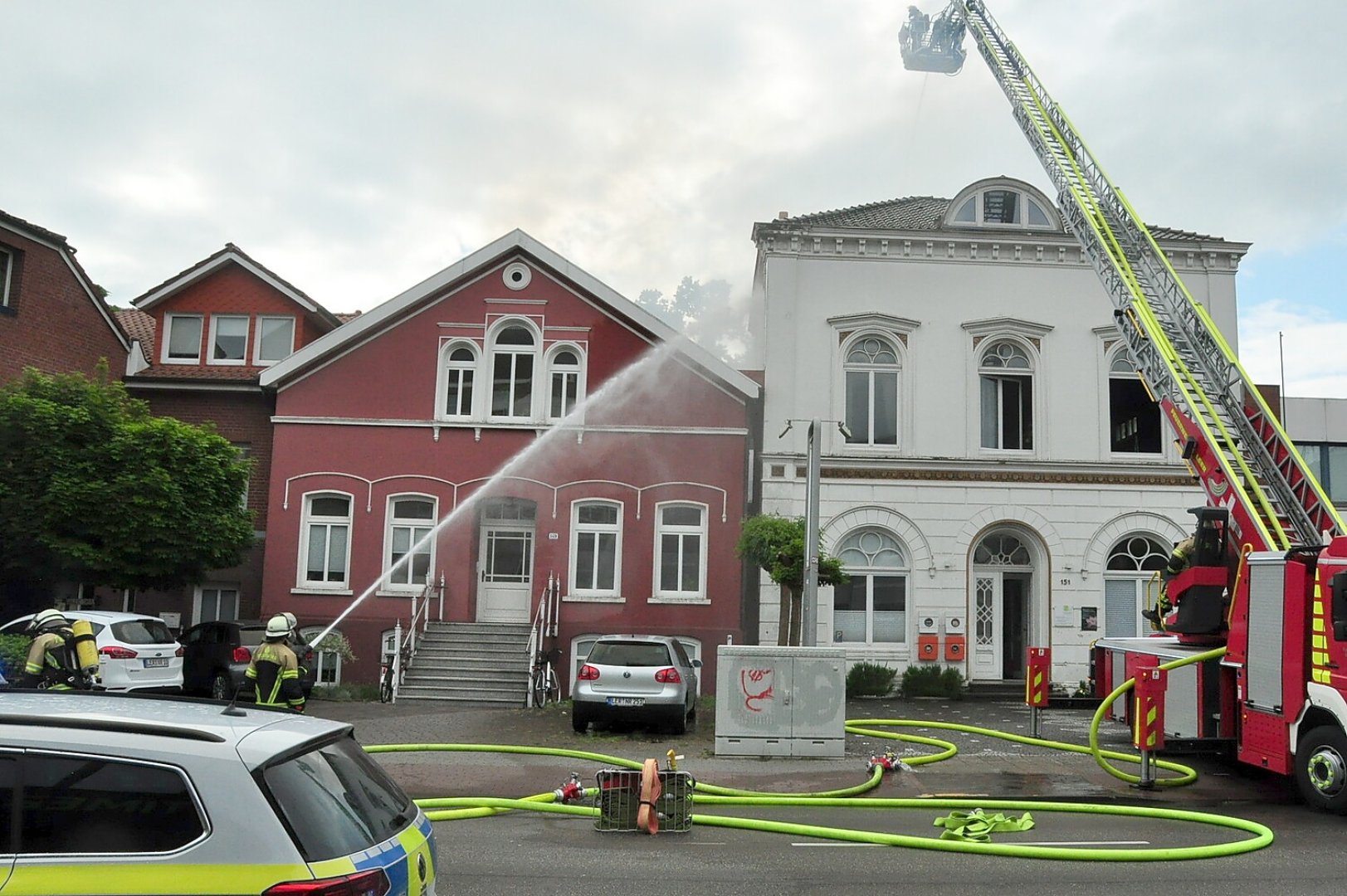 Großeinsatz in der Mühlenstraße in Leer - Bild 7