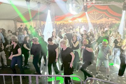 Feiern in Erinnerung an das Black Jack in Klein-Remels - Bild 2