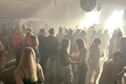 Feiern in Erinnerung an das Black Jack in Klein-Remels - Bild 10
