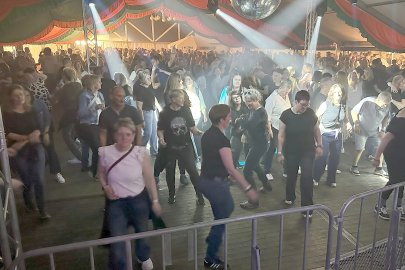 Feiern in Erinnerung an das Black Jack in Klein-Remels - Bild 21