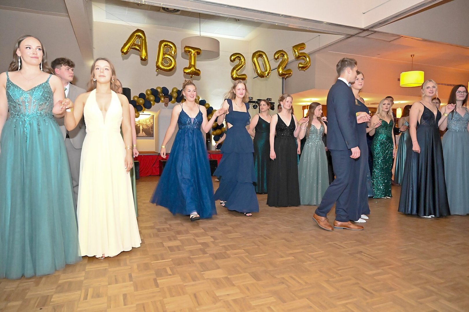 Die schönsten Bilder vom Abi-Ball des Albrecht-Weinberg-Gymnasiums - Bild 2