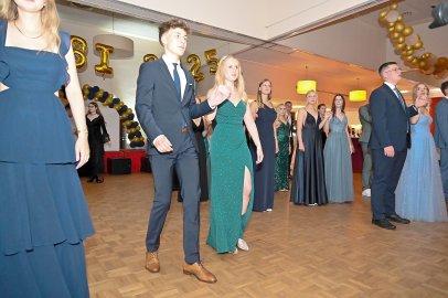 Die schönsten Bilder vom Abi-Ball des Albrecht-Weinberg-Gymnasiums - Bild 3
