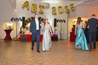 Die schönsten Bilder vom Abi-Ball des Albrecht-Weinberg-Gymnasiums - Bild 50