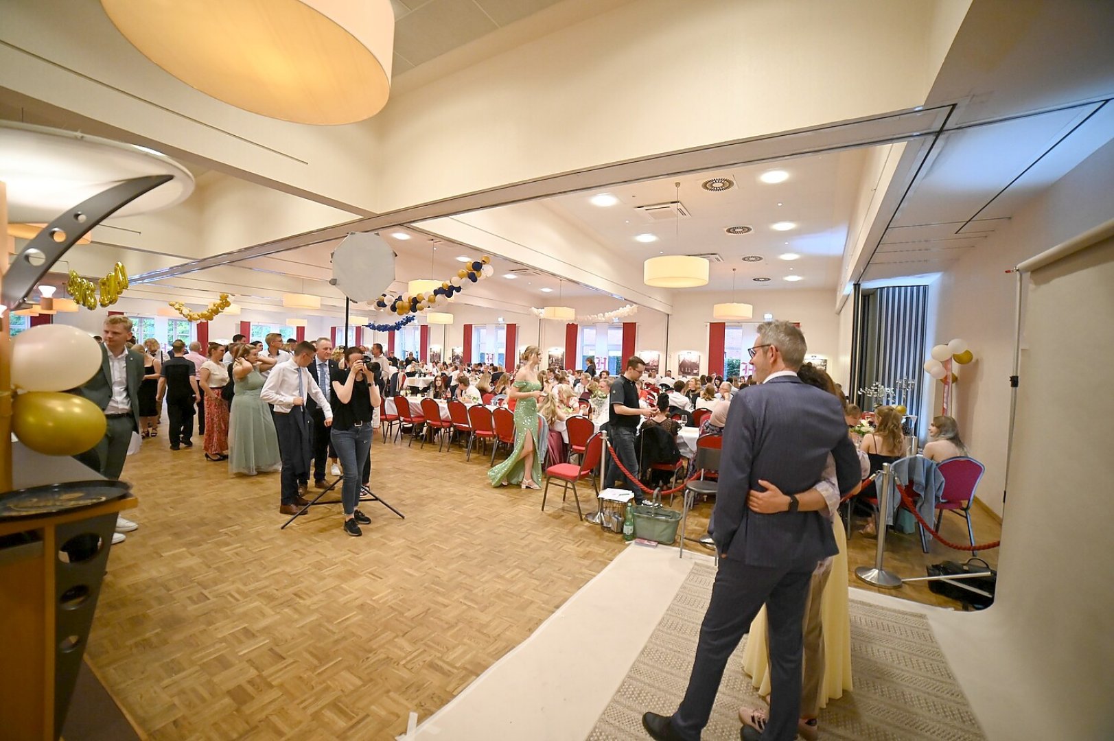 Die schönsten Bilder vom Abi-Ball des Albrecht-Weinberg-Gymnasiums - Bild 3
