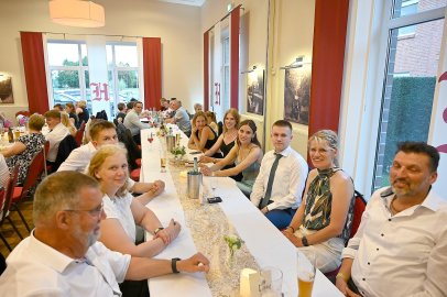 Die schönsten Bilder vom Abi-Ball des Albrecht-Weinberg-Gymnasiums - Bild 8