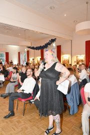 Die schönsten Bilder vom Abi-Ball des Albrecht-Weinberg-Gymnasiums - Bild 30