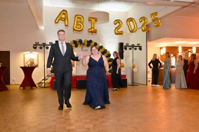 Die schönsten Bilder vom Abi-Ball des Albrecht-Weinberg-Gymnasiums - Bild 33