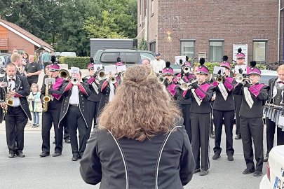 Fest der 1000 Laternen - Festumzug Teil 2 - Bild 3