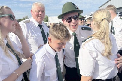 Ostrhauderfehn hat einen neuen Schützenkönig - Bild 3
