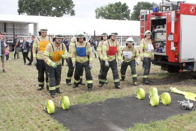 Kreisfeuerwehrtag Cloppenburg in Gehlenberg - Bild 2