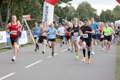 Die schönsten Fotos vom Hafenfestlauf in Barßel - Bild 3
