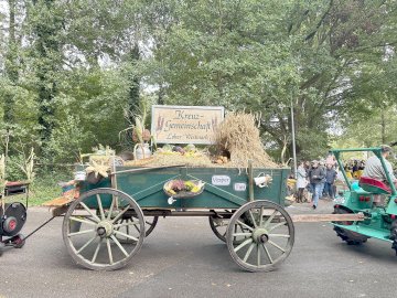 Großer Erntedankumzug begeisterte die Zuschauer - Bild 2