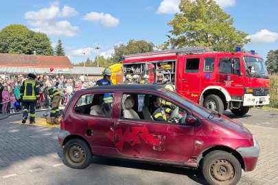 Tag der offenen Tür bei der Feuerwehr - Bild 2