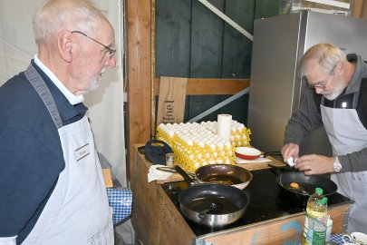 Matjesessen bei der Mühle in Rhaude - Bild 3
