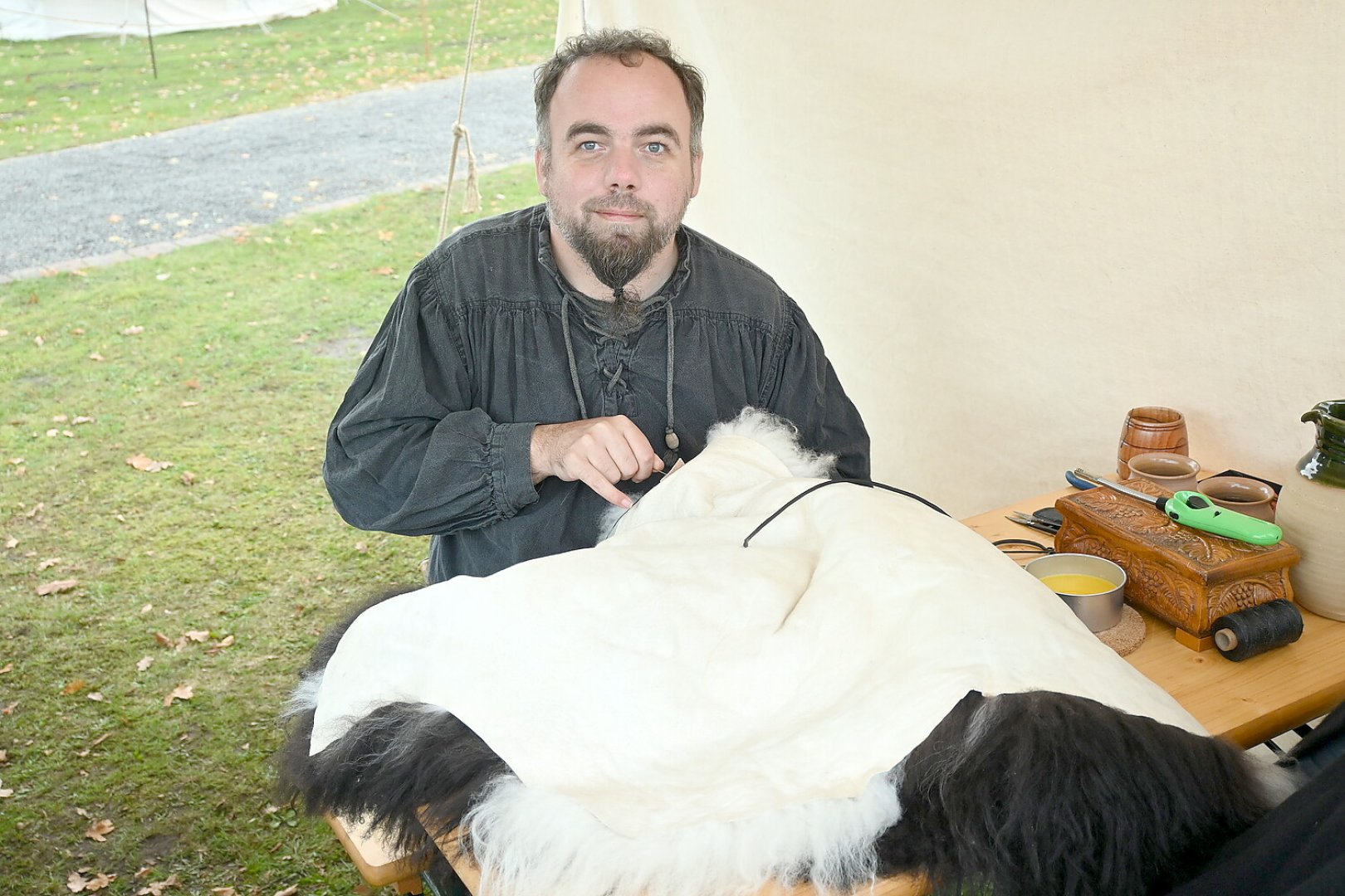 Mittelaltermarkt in Ostrhauderfehn - Bild 1