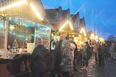 Weihnachtsmarkt in Weener - Bild 2