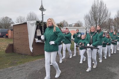  Duft von Waffeln und Punsch lockt Ostrhauderfehn - Bild 3