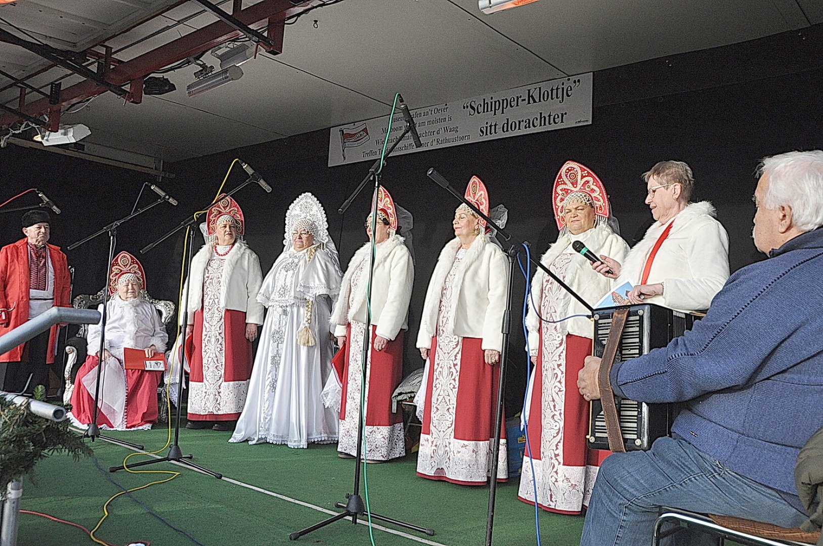 Wiehnachten achter d' Waag in Leer am vierten Advent - Bild 1