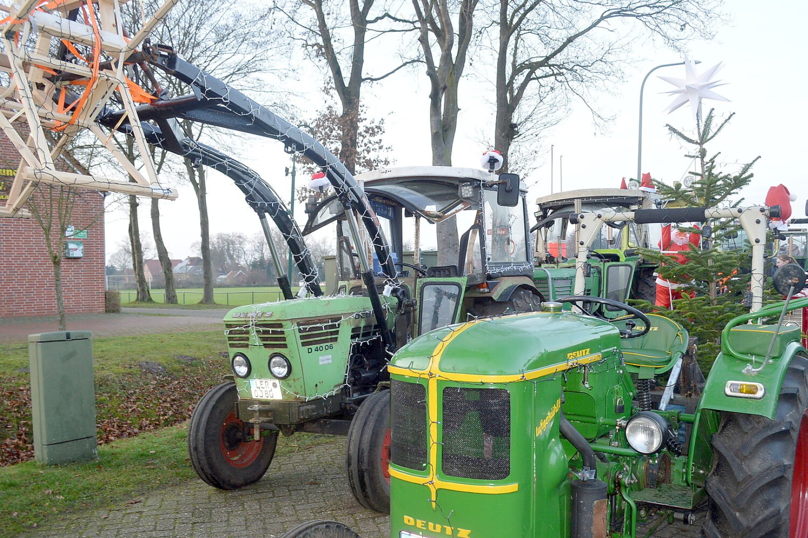 Weihnachtskorso Bockhorst, Burlage, Klostermoor - Bild 1