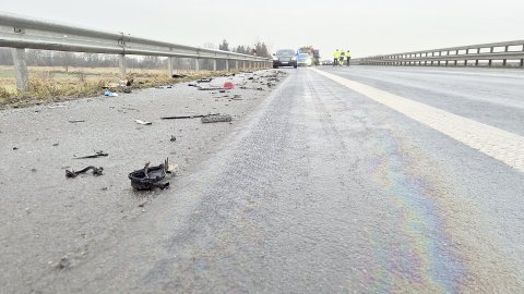 Glatteis auf der Autobahn 31 - Bild 3