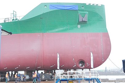 Stapellauf bei Ferus Smit in Leer - Bild 4