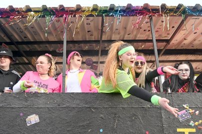 Papenburg feiert Karneval mit großem Umzug - Bild 3
