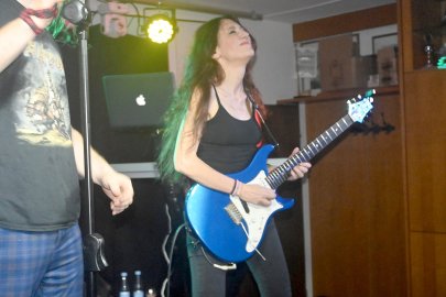 Die italienische Musikband Mr. Punch überzeugte in Rhauderfehn - Bild 4