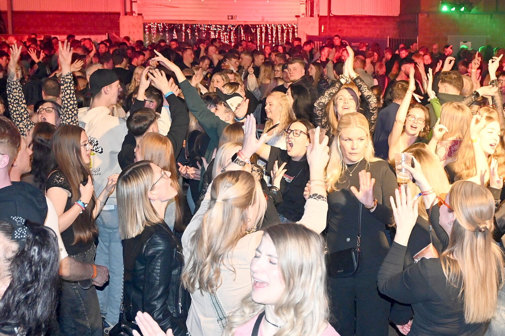 Bildergalerie aus Idafehn: So war die Extreme-Party - Bild 1