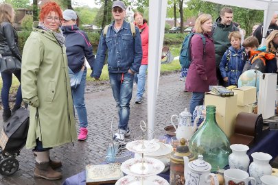Riesenflohmarkt in Elisabehtfehn - Bild 3