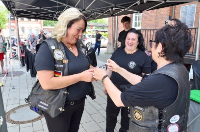 Barber Angels schenken Bedürftigen in Leer neuen Mut - Bild 3